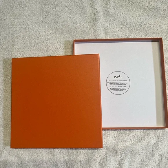 Hermes Scarf Orange Square Box - Picture 2 of 4